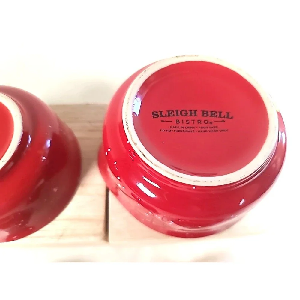 Nesting Sleigh Bell Bistro Measuring Cups Red  1c, 1/2c 1/3c 1/4c Set of 4